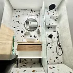 Apartment Lovemate Space *